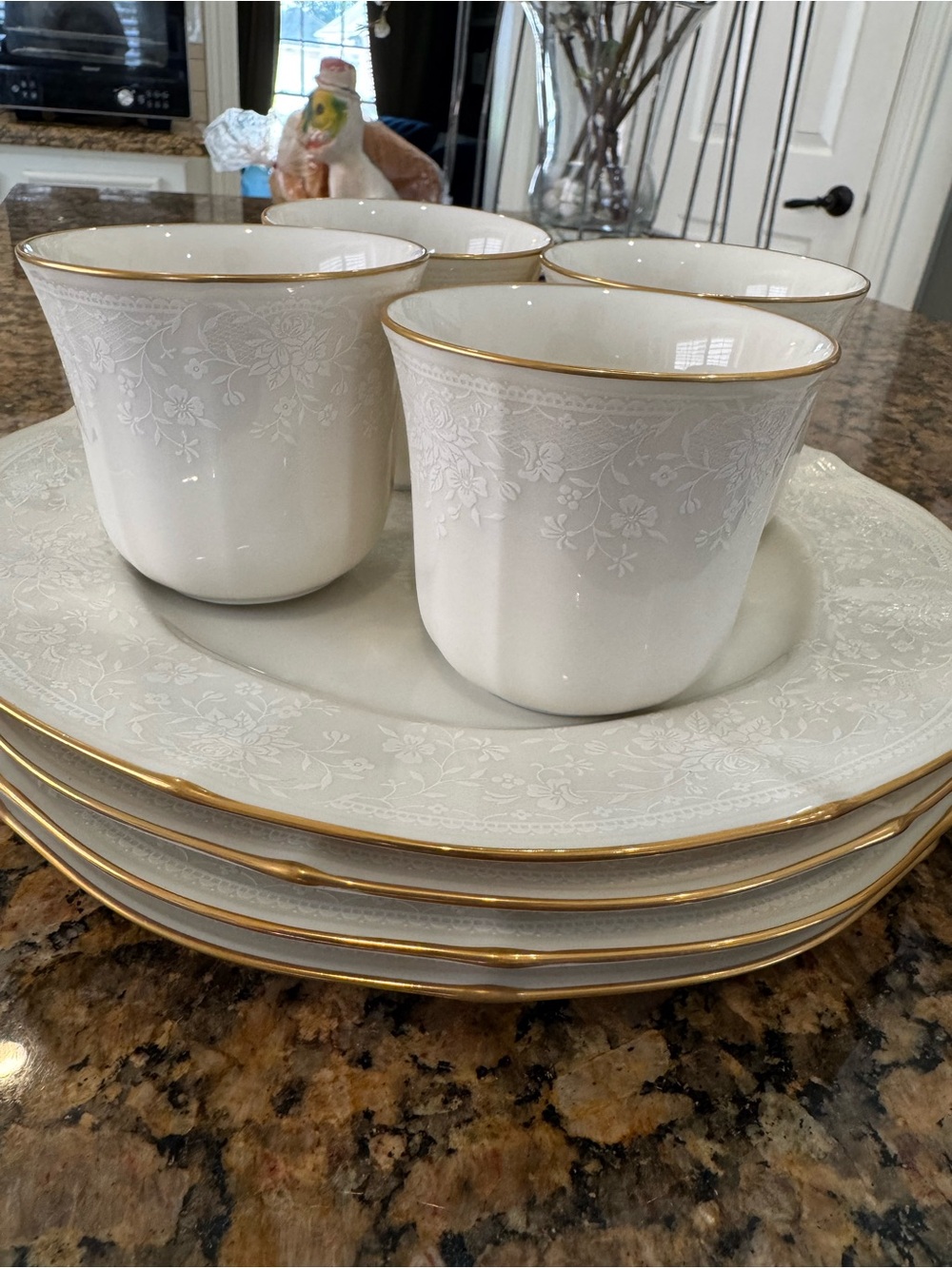 Noritake Chandon 7306 Fine China (4) 5-Piece Place Setting – Excellent Condition